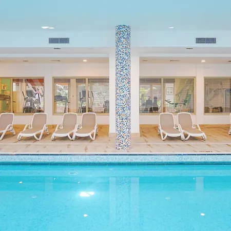 Ośrodek wypoczynkowy Barut B 4*