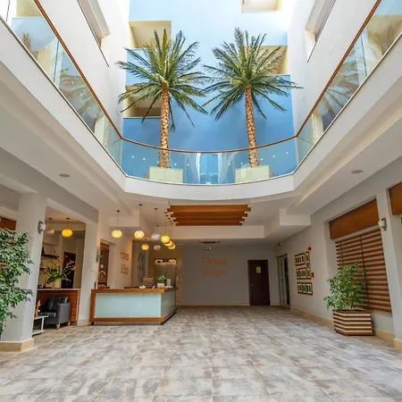 Barut B Ośrodek wypoczynkowy 4*